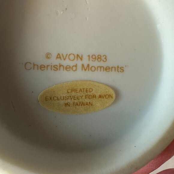 Vintage 1983 Set of Avon Mother's Day Figurines/Love is a Song for Mother Plate - Picture 8 of 16